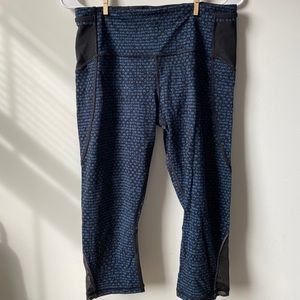 Lululemon leggings size 8 (like new)